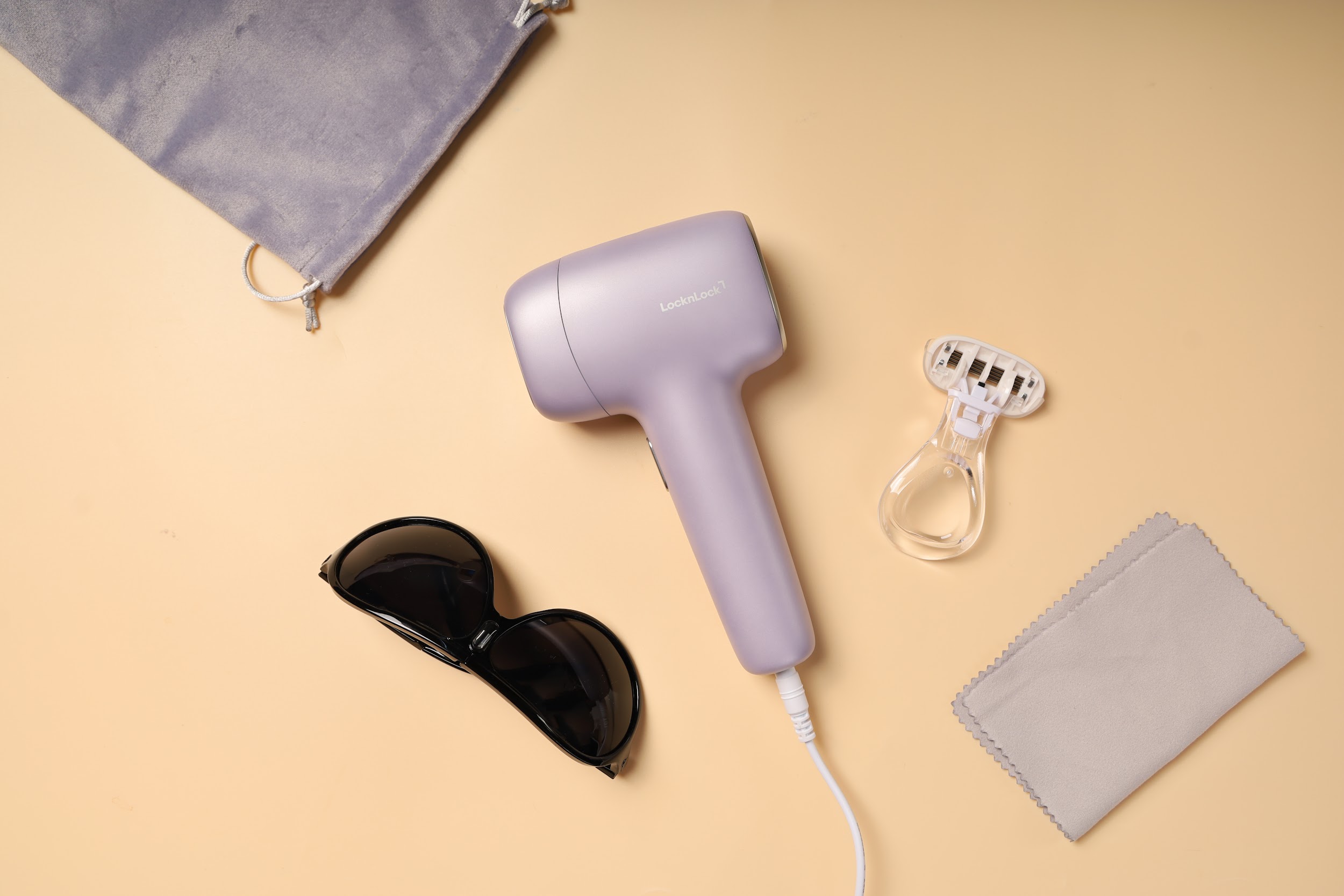 Máy triệt lông IPL LocknLock