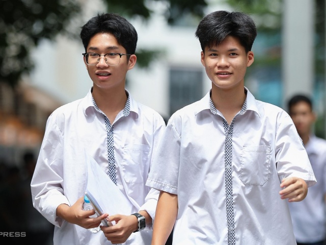 Tỷ lệ chọi lớp 10 công lập ở Hà Nội cao nhất 1/3,36