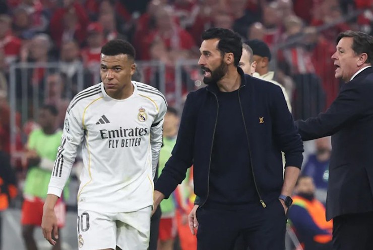 Real Madrid chốt thay Arbeloa, lộ diện 2 ứng viên thay thế