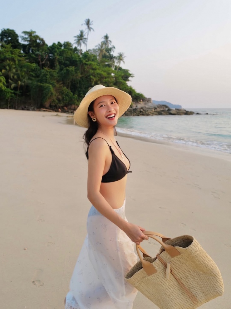 5 kiểu áo tắm sao Việt lăng xê đầu hè - 4