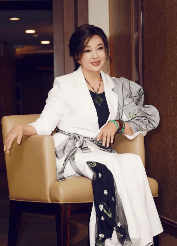 Lưu Hiểu Khánh bị đồn chết đuối.