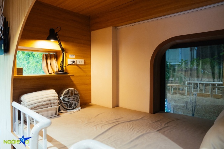 Quán cà phê kiểu tổ kén có chăn gối cho khách nghỉ ngơi ở Hà Nội - 3