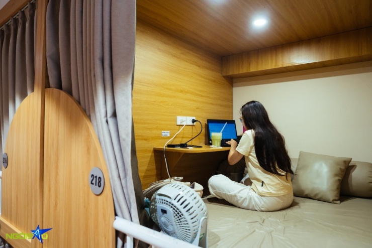 Quán cà phê kiểu tổ kén có chăn gối cho khách nghỉ ngơi ở Hà Nội - 8