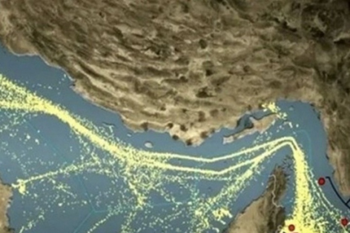 Ít nhất 3 tàu bị Iran bắn khi cố đi qua eo biển Hormuz