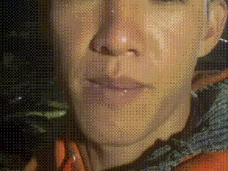 Chàng trai trẻ khóc nghẹn khi hơn 30 tấn cá tầm chết trắng hồ