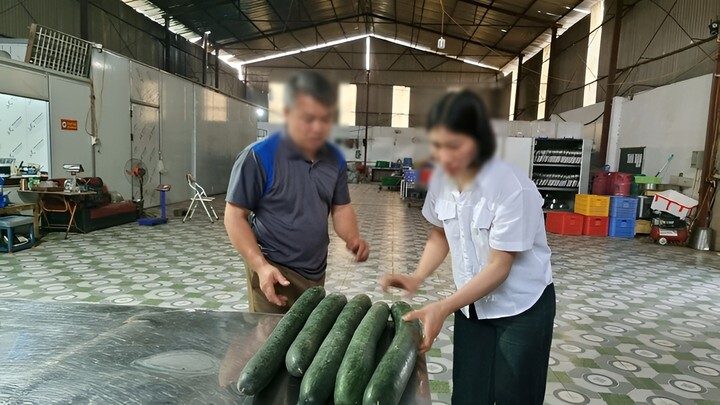 Hình ảnh tại cơ sở kinh doanh thực phẩm của Nguyễn Văn Thành.