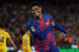 Tin mới nhất bóng đá chiều 18/4: Carrick để ngỏ khả năng Rashford trở lại MU