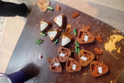 Cục Tần số vô tuyến điện nói gì về vụ nút bấm gọi đồ quán cà phê ở Hà Nội gây tê liệt chìa khóa thông minh