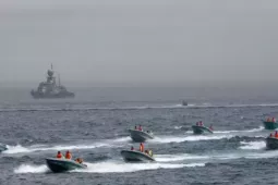 ‘Hạm đội muỗi’ Iran vẫn là mối đe dọa đáng gờm ở eo biển Hormuz