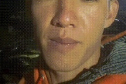 Chàng trai trẻ khóc nghẹn khi hơn 30 tấn cá tầm chết trắng hồ