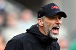 Tin mới nhất bóng đá sáng 18/4: Lộ diện tân HLV trưởng của Bournemouth