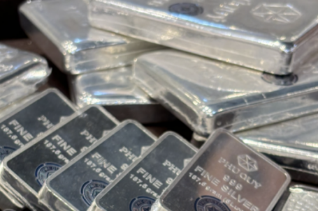 Giá bạc hôm nay 18/4: Bạc trong nước lại chạm đỉnh