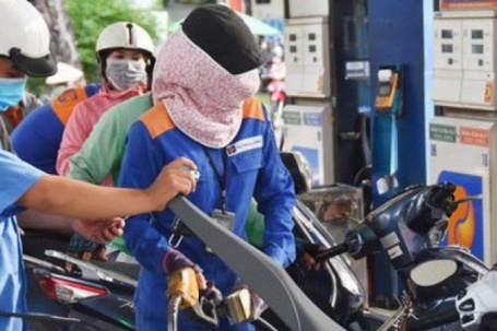 Đề xuất giảm thuế nhập khẩu xăng dầu về 0% đến hết 30-6