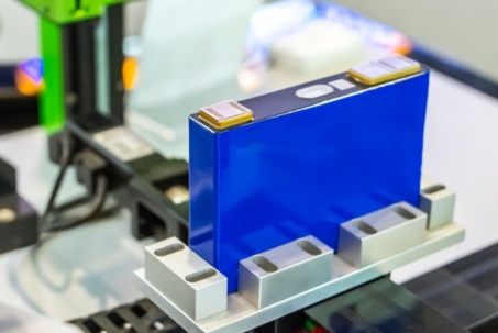 Ra mắt "siêu pin" sạc mãi không chai, không lo cháy nổ