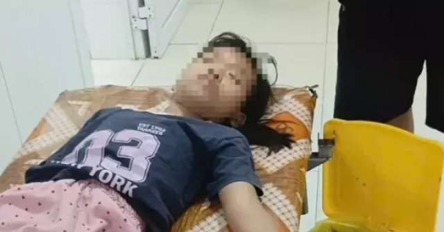 Nghi ngộ độc sau ăn bánh mì, hơn 20 người nhập viện cấp cứu