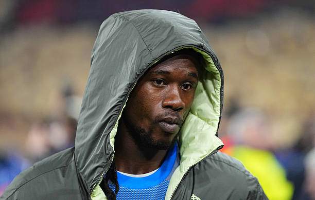 Camavinga có vẻ đã đánh tiếng anh sẽ ở lỳ tại Madrid nếu CLB ép anh ra đi