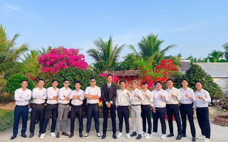 Duy Khương có chiều cao nổi bật&nbsp;