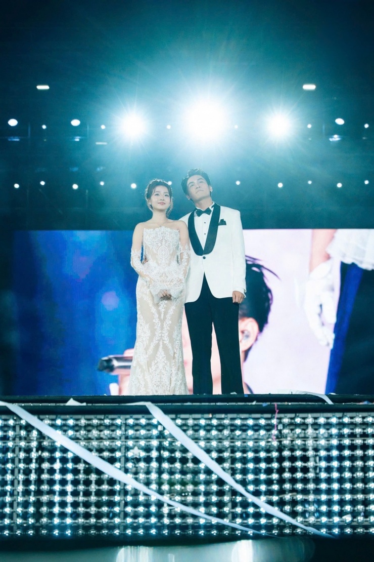 Cặp đôi “phim giả tình thật” Võ Điền Gia Huy - Tam Triều Dâng lại gây sốt - 1