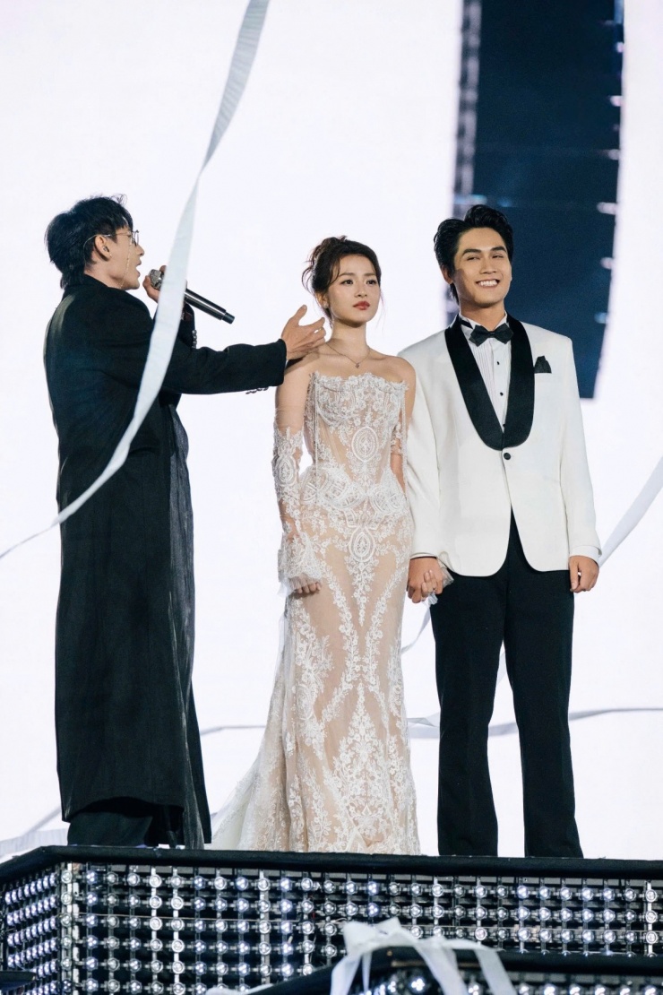 Cặp đôi “phim giả tình thật” Võ Điền Gia Huy - Tam Triều Dâng lại gây sốt - 2