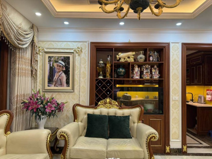 Đời thực trong căn biệt thự mặt phố của nữ NSƯT đóng vai mẹ Thanh Sơn phim 'Đồng hồ đếm ngược' - 8