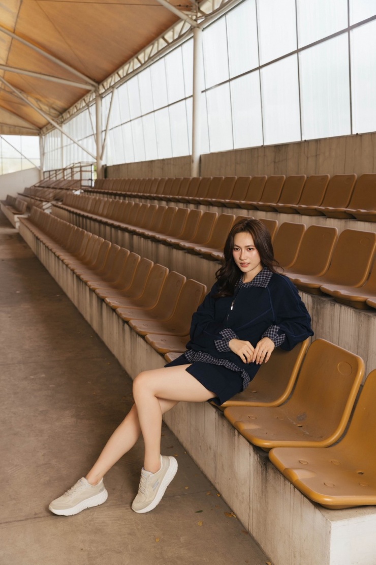 Phương Anh Đào khoe ảnh mới đẹp mê, thần thái cuốn hút gây sốt mạng xã hội - 4