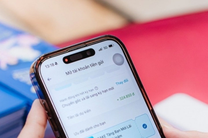 Cho mượn tài khoản ngân hàng, rủi ro ‘ôm’ nợ xấu