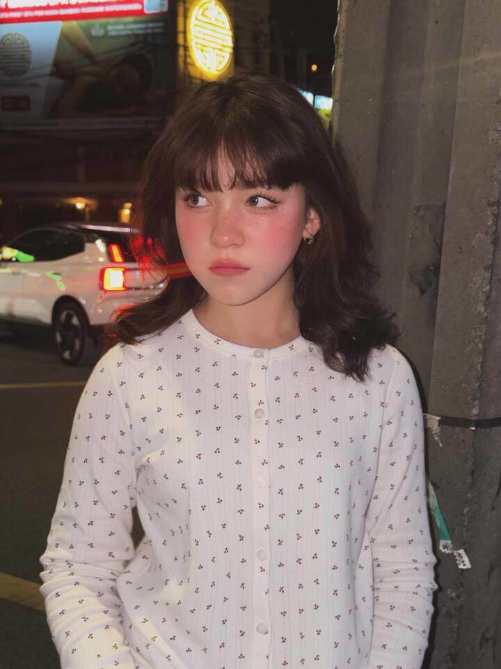 Sao nhí 12 tuổi 'xứ chùa Vàng' đóng phim Việt đang dẫn đầu phòng vé là ai? - 8