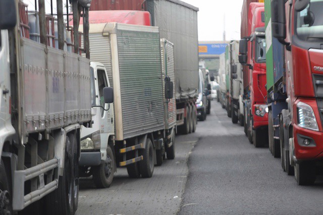 Kẹt xe kinh hoàng trên Quốc lộ 51 đoạn qua Đồng Nai, nhiều tài xế hết kiên nhẫn - 18