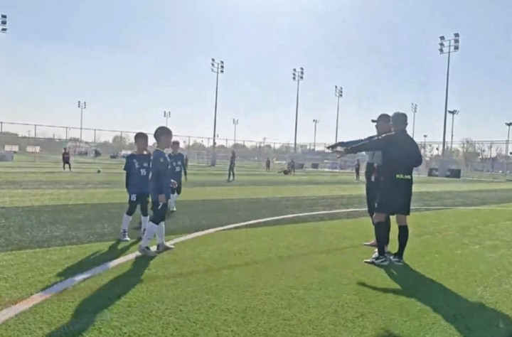 Nghi án dàn xếp tỉ số giữa U10 Dongcheng Sports School 16 Orange và Kickers Lan. (Nguồn: SCMP)