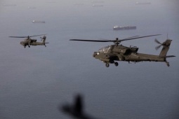 Trực thăng tấn công của Mỹ xuất hiện ở eo biển Hormuz