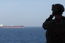 Chiến sự Iran ngày 19/4: Iran ra tối hậu thư với Mỹ ở eo biển Hormuz, Israel tiếp tục tấn công Lebanon