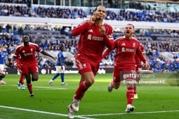 Trực tiếp bóng đá Everton - Liverpool: Van Dijk lập công phút bù giờ (Hết giờ)