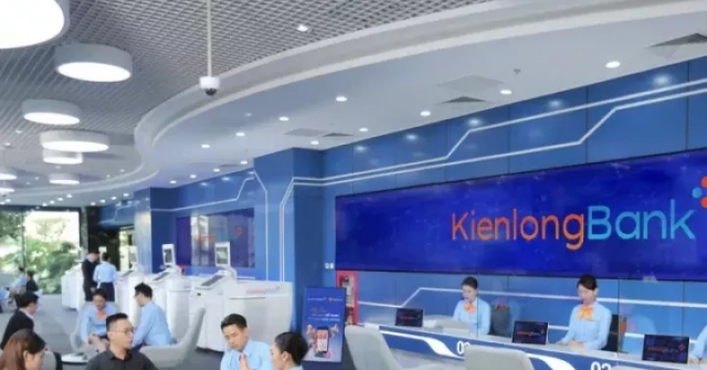 Vụ "bốc hơi" 5 tỷ trong tài khoản: Dấu hiệu bất...