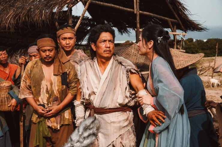 Ảnh sao 20/4: Thúy Hạnh sang Italy thăm con gái - 4