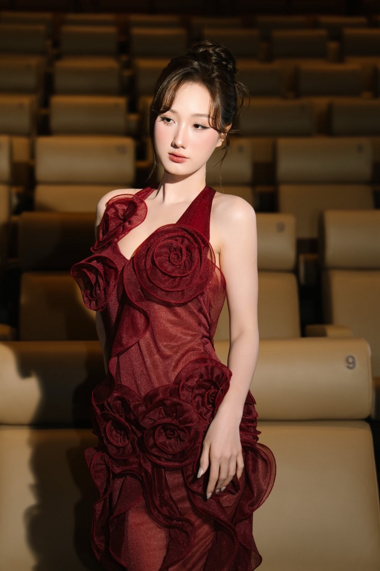 Gái hư xinh xắn đang gây 'náo loạn' phim giờ vàng VTV là ai? - 7