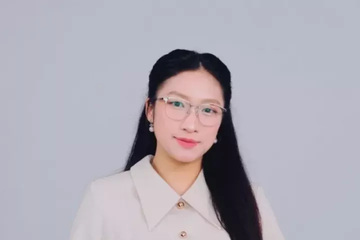 Cô gái Việt trúng tuyển nghiên cứu sinh của Đại học Cambridge và Oxford