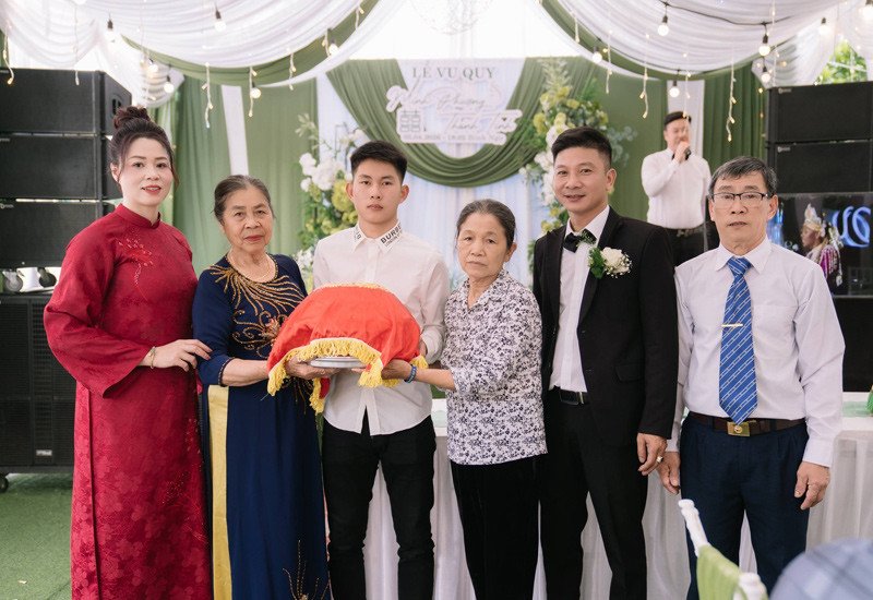 Chị Phượng có hôn lễ đáng nhớ&nbsp;