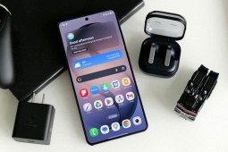 Nỗi ám ảnh màn hình sọc xanh trở lại trên Galaxy S26 Ultra