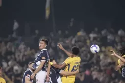 Đội nào rớt hạng V.League?