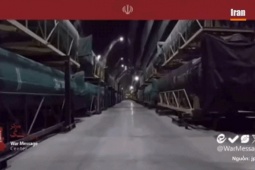 VIDEO: Iran công bố căn cứ ngầm, chứa đầy tên lửa, bệ phóng