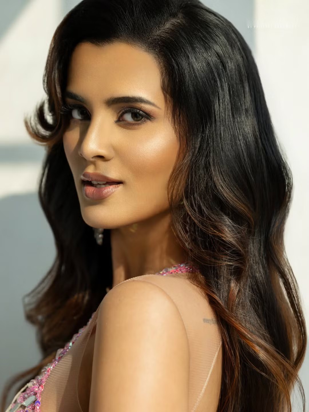 Sadhvi cho biết tất cả thí sinh đều có mối quan hệ gắn bó mạnh mẽ và đã có khoảng thời gian tuyệt vời trong suốt cuộc thi. Gọi các bạn cùng tham gia là người chiến thắng, cô nói rằng hành trình này là về sự trưởng thành mang tính chất tập thể.