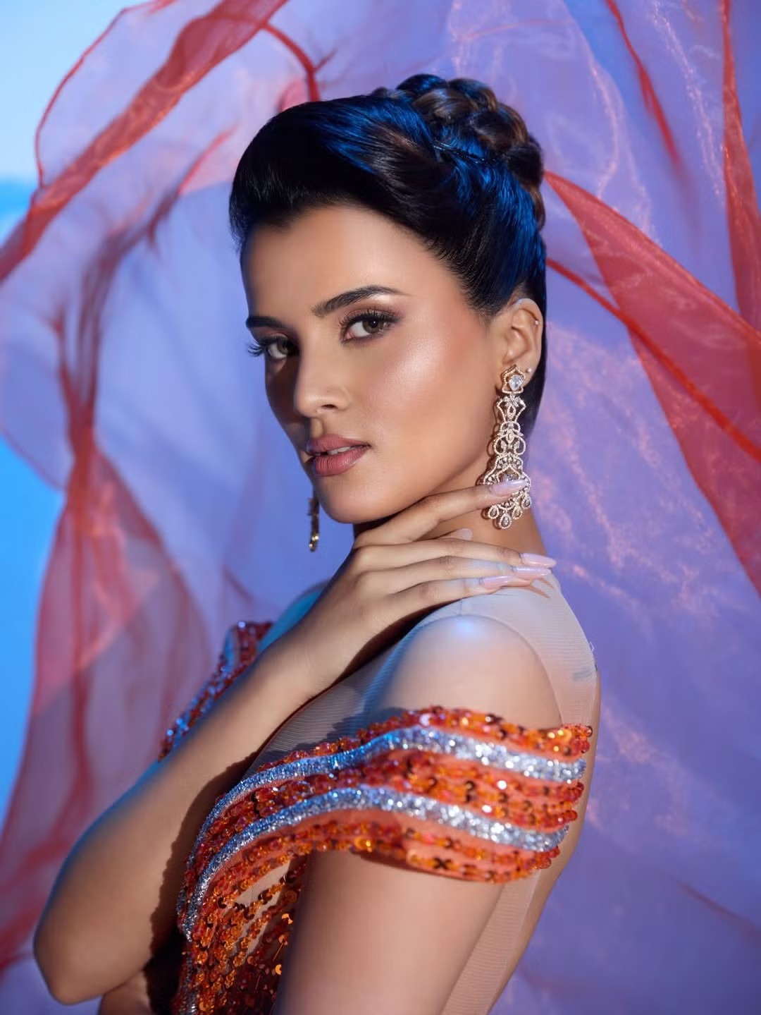 Cô gái 23 tuổi đăng quang Hoa hậu Ấn Độ - 11