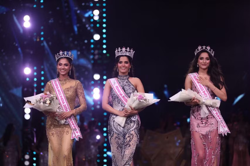 Sadhvi Sail đến từ bang Goa - nơi được xem là một trong những điểm đến quyến rũ nhất của Ấn Độ với những bãi biển và hàng cọ dài. Cô đã vượt qua 29 đối thủ đến từ các bang để giành vương miện.