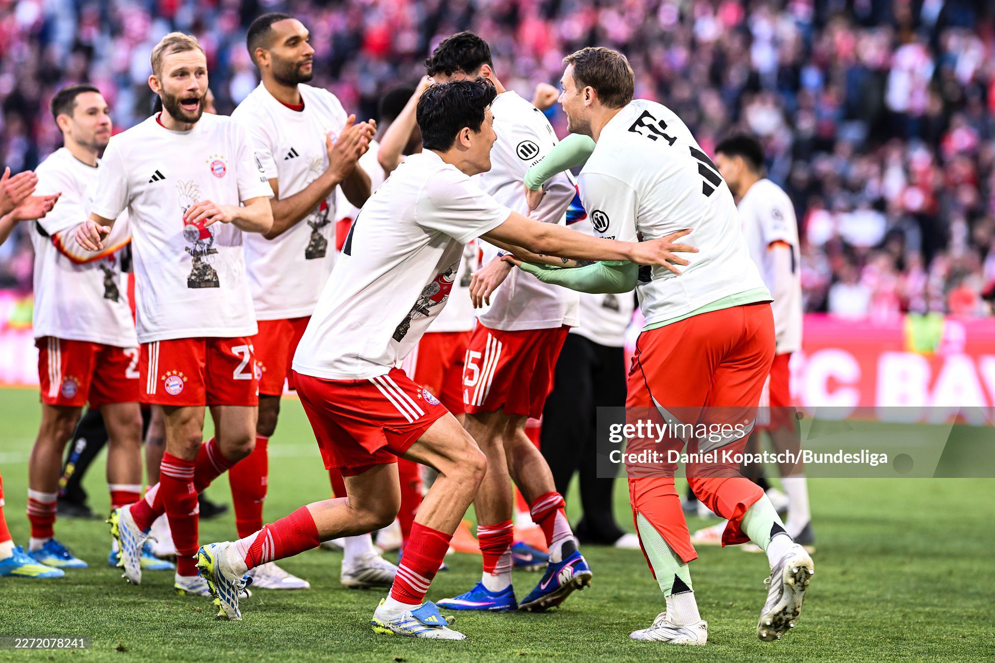 Bayern Munich vô địch sớm nhất 5 giải VĐQG châu Âu, Harry Kane ôm mộng ăn ba - 12