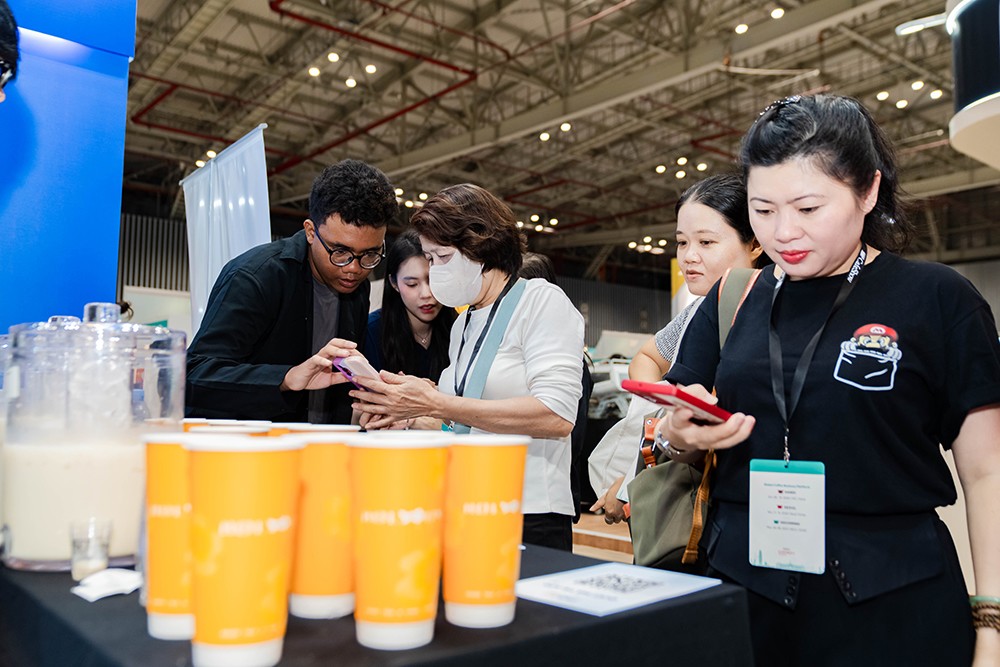 Bộ đôi thương hiệu bắt tay kiến tạo hành trình trải nghiệm liền mạch giữa công nghệ vận hành và hương vị đồ uống