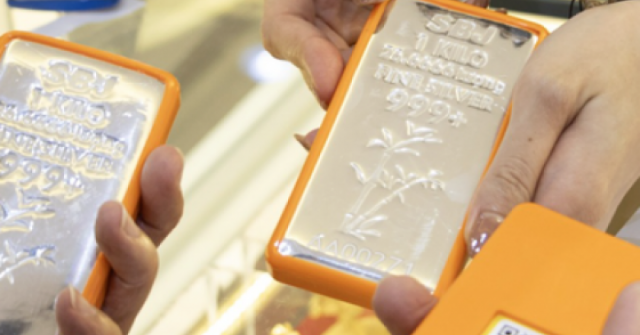 Giá bạc hôm nay lên cao nhất 5 tuần