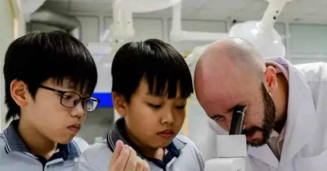 Những "mảng tối" phía sau giải thưởng KHKT cấp Quốc gia