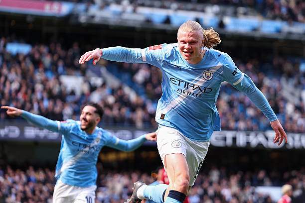 Haaland đưa Man City vượt lên lần thứ 2