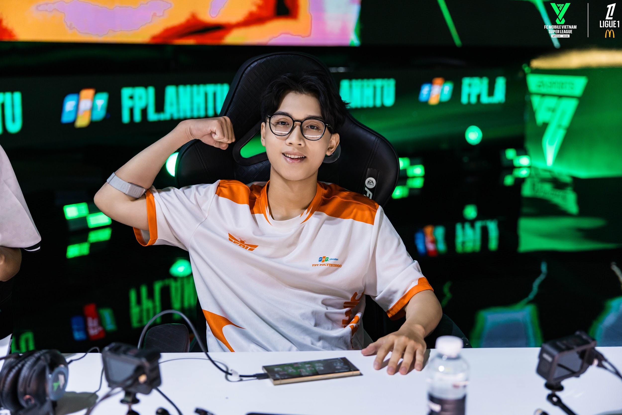 FVSL Spring 2026 khép lại trọn vẹn với ngôi vị nhà vô địch tiên phong thuộc về FPL. Anh Tú - 2