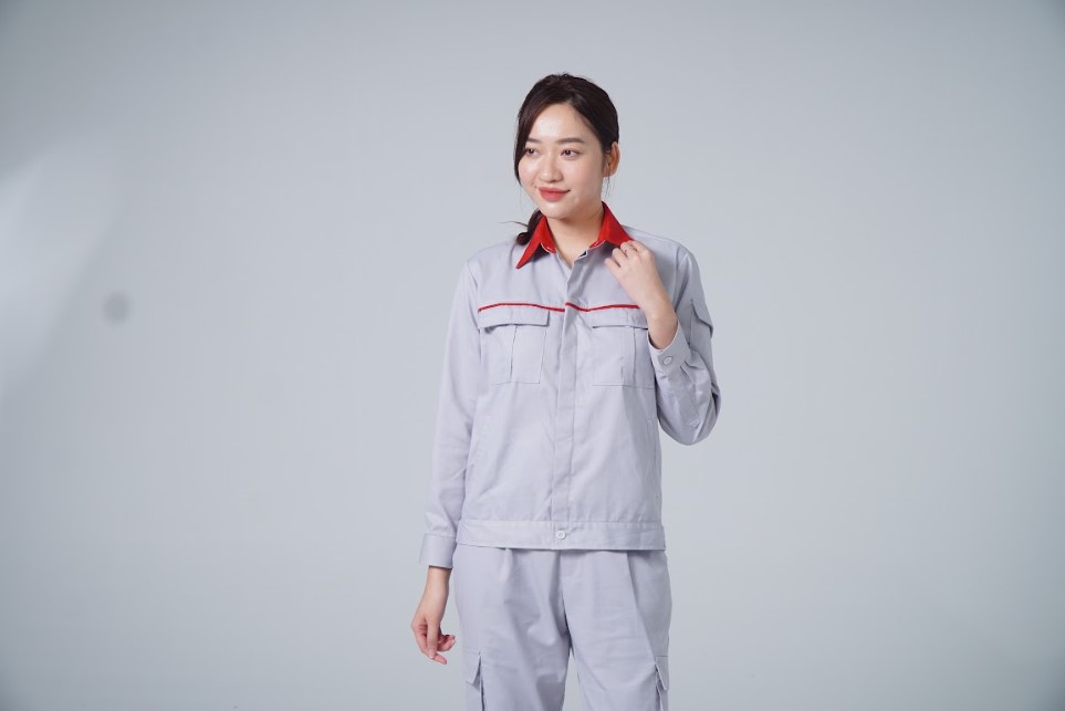 Đồng phục bảo hộ Nam Phương luôn đặt sự an toàn và sức khỏe của người mặc làm trọng tâm